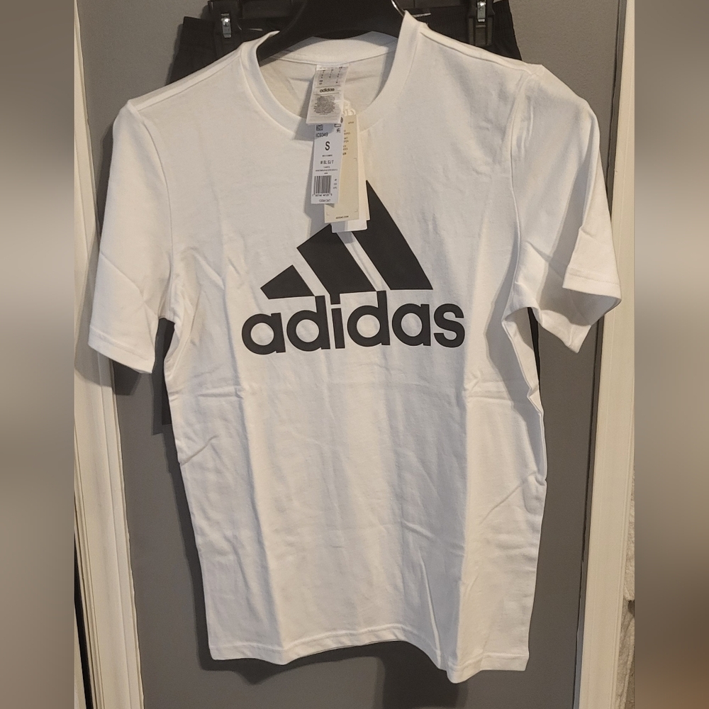 Brand New Set -Mens Adidas White Tee with Shorts (Set)